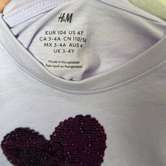 H&M Short Sleeve Purple T-Shirt with Flip Sequins Hearts 4T - Picture 4 of 10